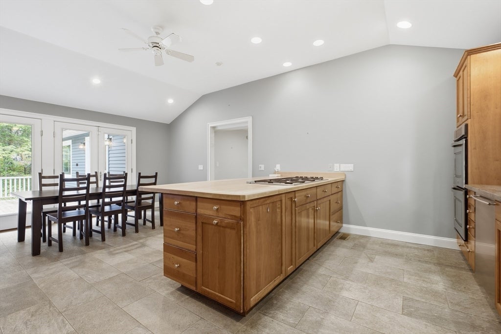 56 Arrowhead Rd, Weston, MA, 56 Arrowhead Rd, Weston, MA Photo #19