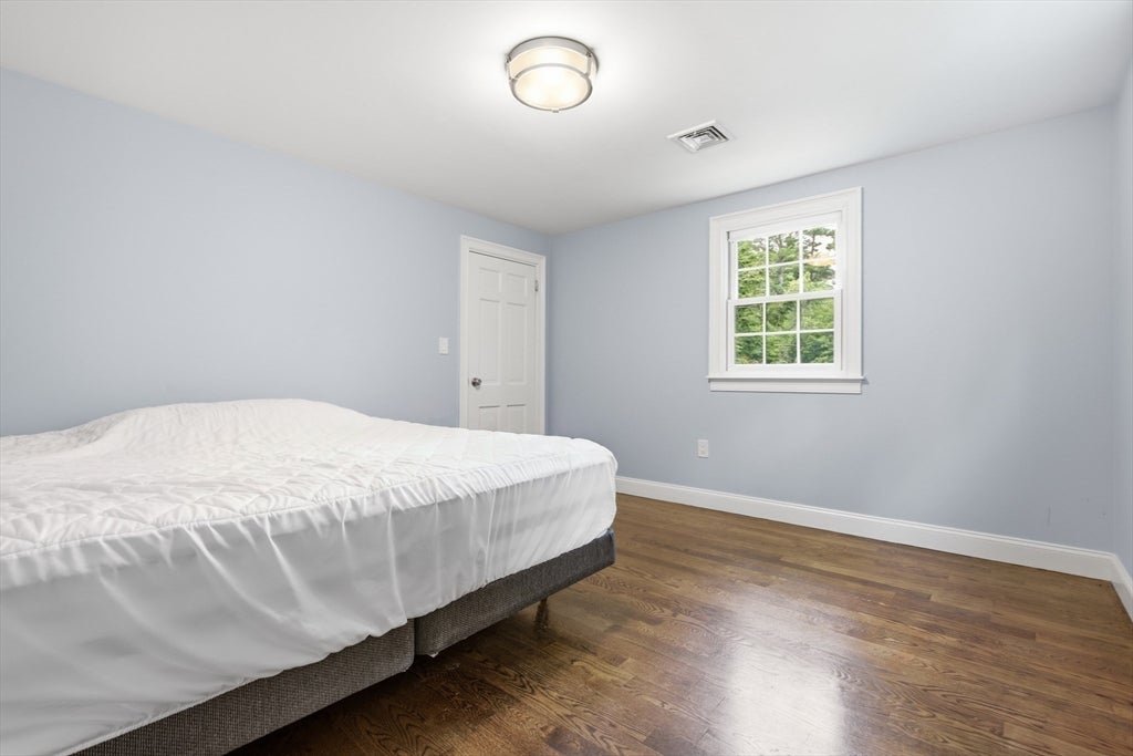 56 Arrowhead Rd, Weston, MA, 56 Arrowhead Rd, Weston, MA Photo #9