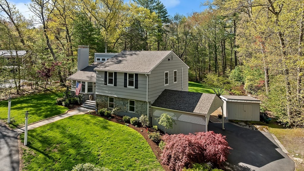 604 Dover Rd, Westwood, MA Photo #2