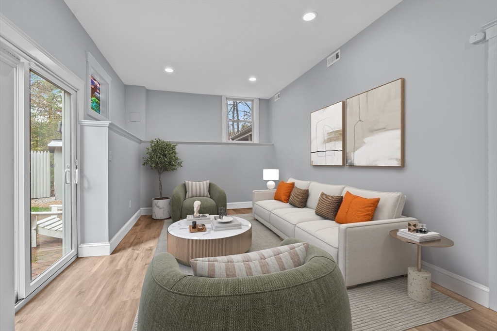 604 Dover Rd, Westwood, MA Photo #22
