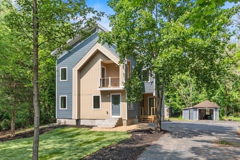 174 Gilbert St Mansfield MA 02048