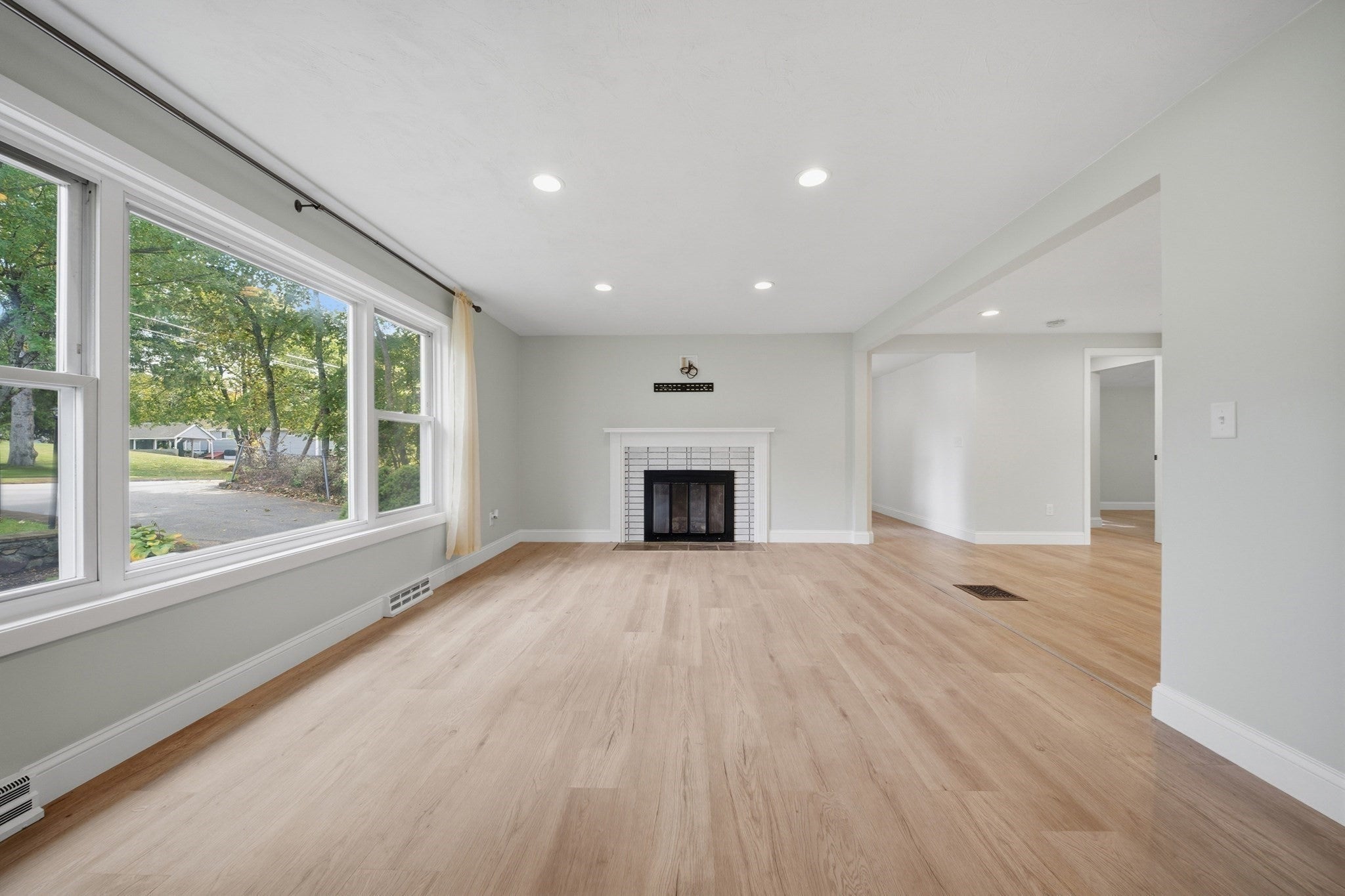 4 Richardson Road, Hudson, MA, 4 Richardson Road, Hudson, MA Photo #4