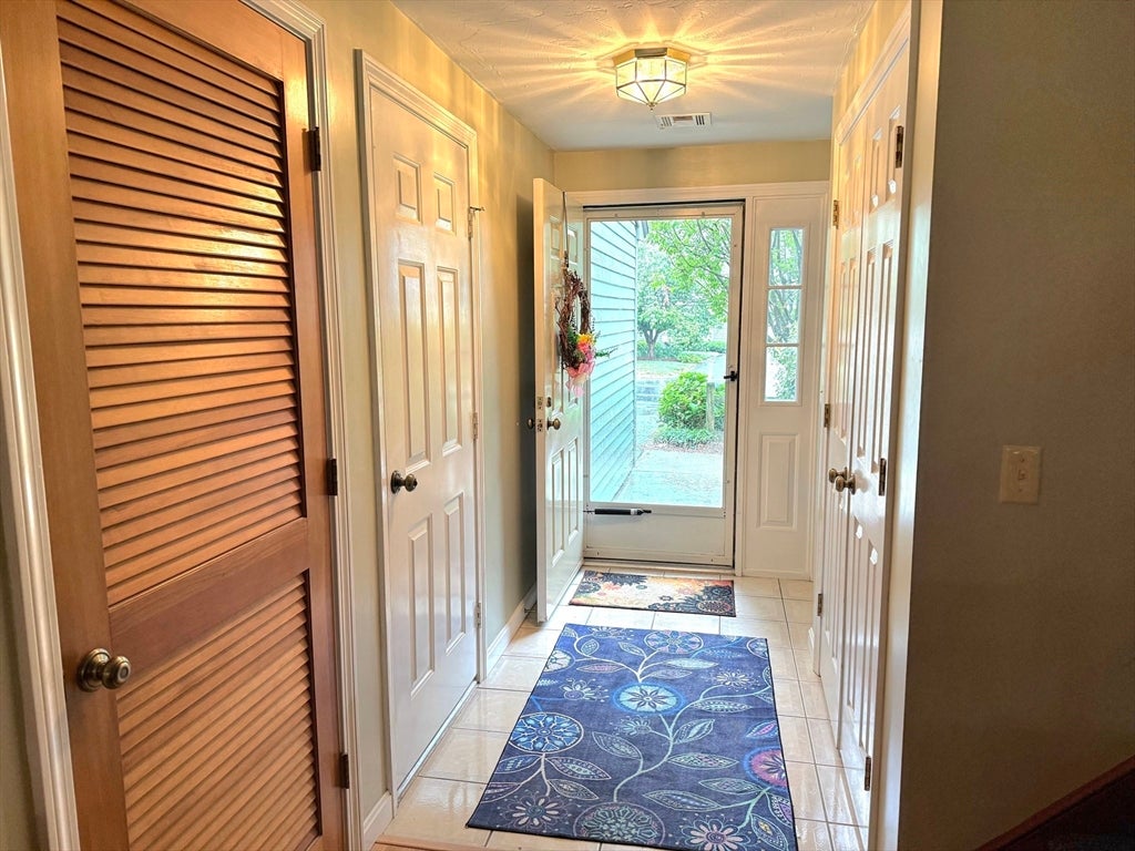 401 Ridgefield Cir 401D