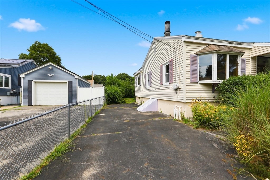 17 Saint James St, Dracut, MA, 17 Saint James St, Dracut, MA Photo #28