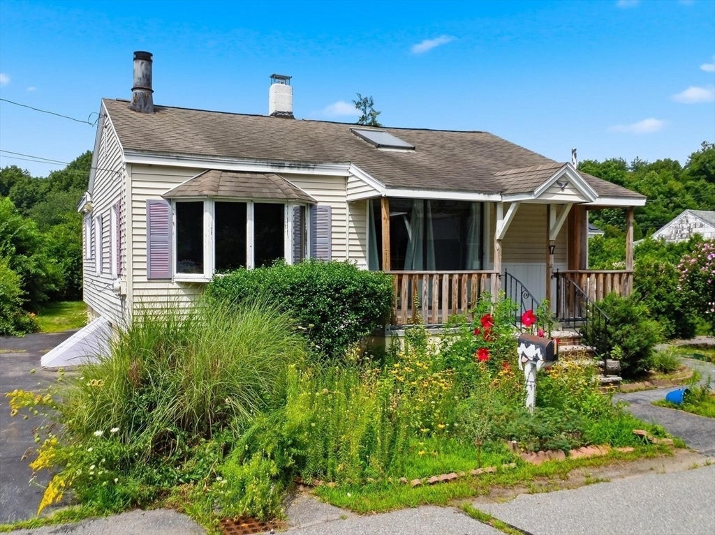 17 Saint James St, Dracut, MA, 17 Saint James St, Dracut, MA Photo #2