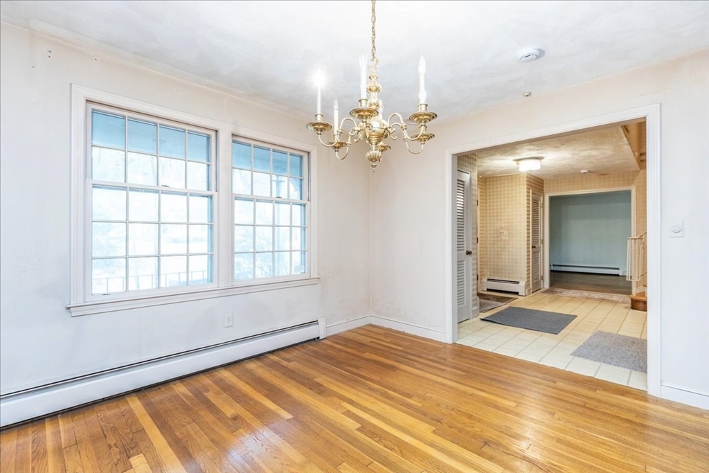 9 Strawberry Hill Lane