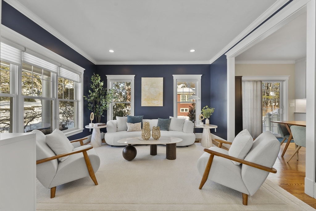 68 Pleasant Street 68