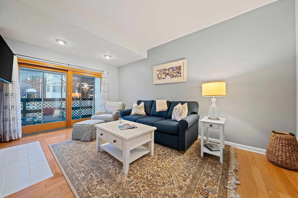 179 Tall Oaks Dr E