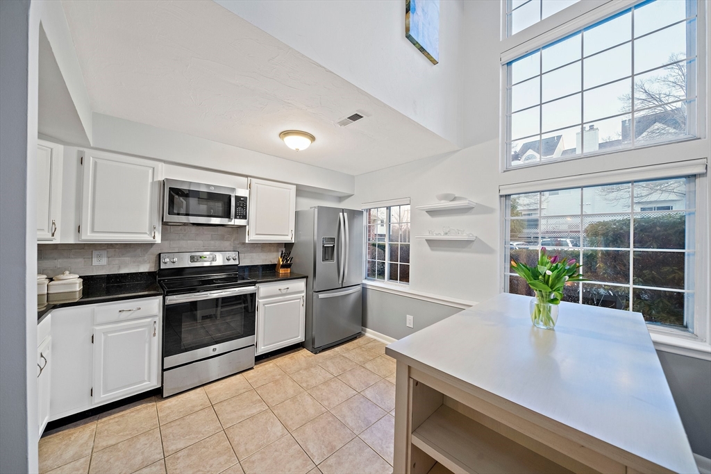 179 Tall Oaks Dr E