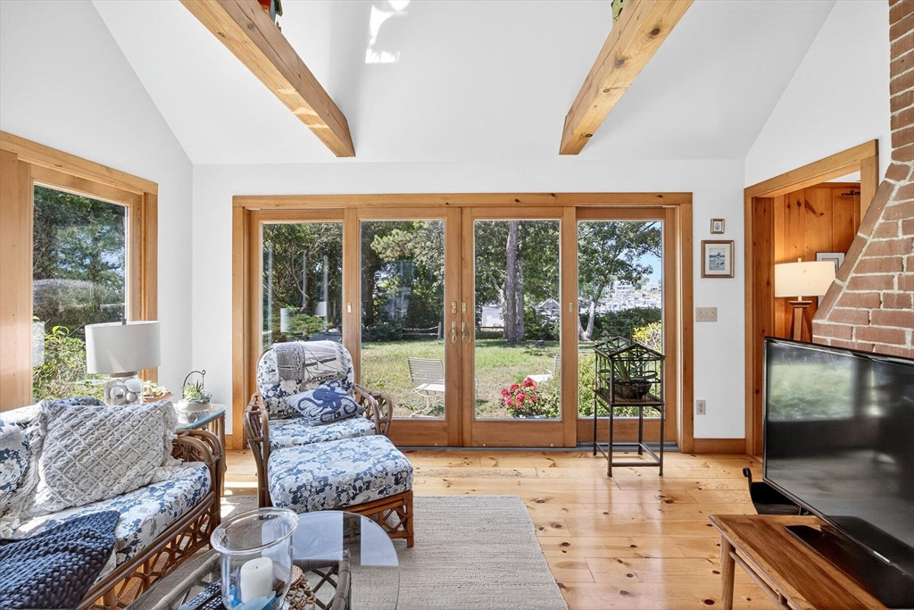 39 Harbor Rd