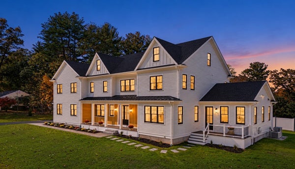 14 GLORIA CIR, BURLINGTON, MA 01803 - Image 9acc8db2fffb68c36ea1bd02a93721b0/3170941697