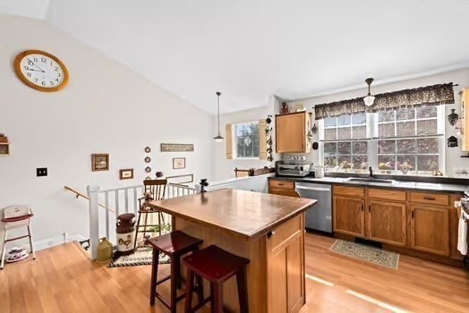 544 Lunns Way