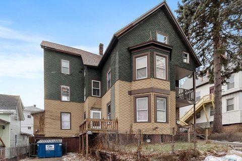 Photo of 14 Hancock St, Worcester, MA 01610 (MLS # 73462166)