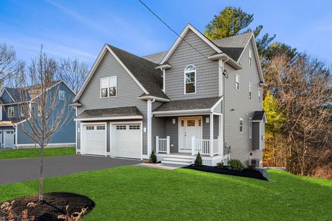 910 Livingston St Tewksbury MA 01876