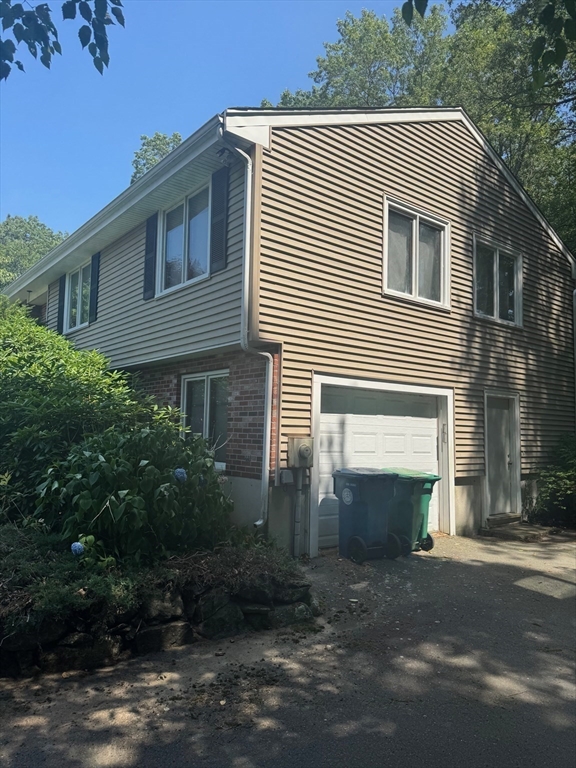 6 Russell Circle 6