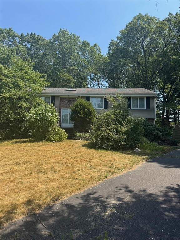 6 Russell Circle 6