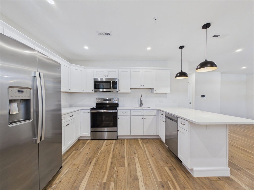 1 Pleasant Street #305, Cohasset, MA Photo #2