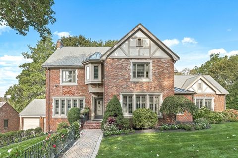 104 Woodchester Dr Newton MA 02467