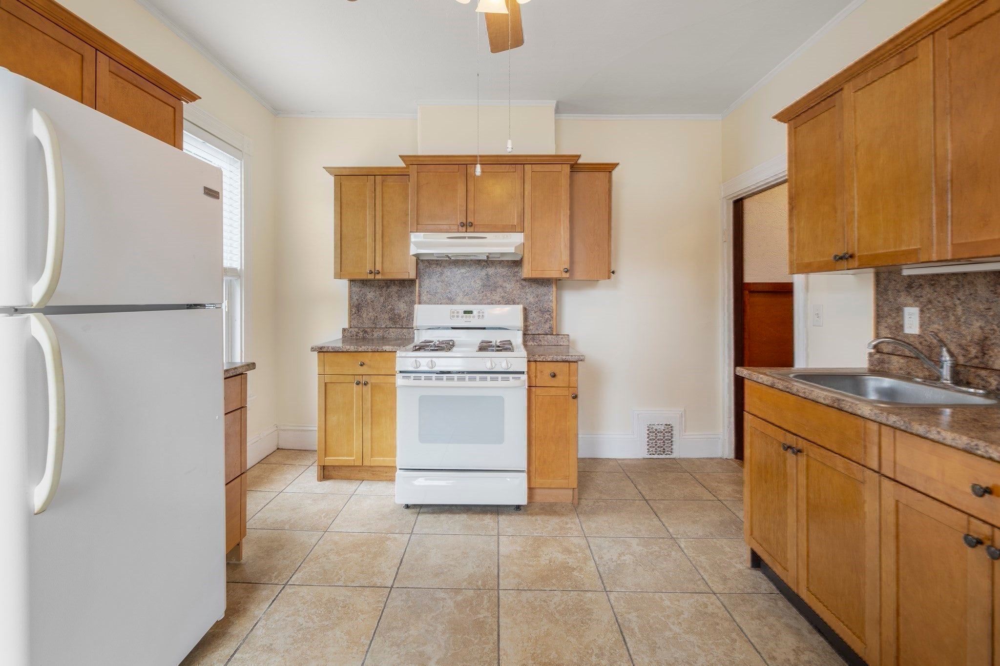 16-18 Kernwood St, Malden, MA, 16-18 Kernwood St, Malden, MA Photo #32