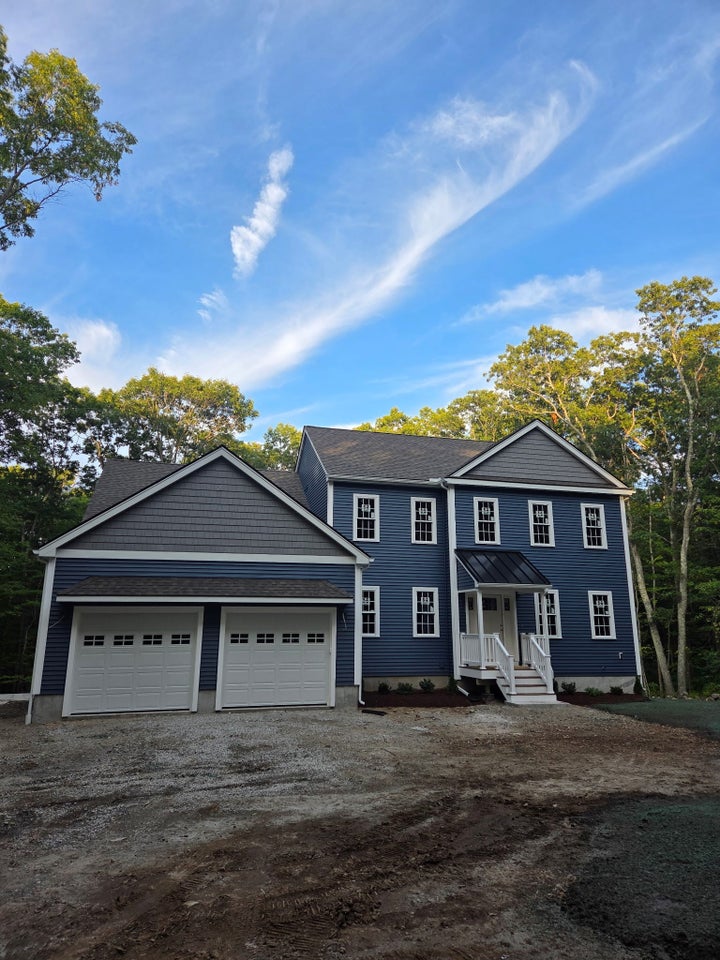 Photo 1 of 25 — Lot 1 Chestnut St, Uxbridge, MA 01569