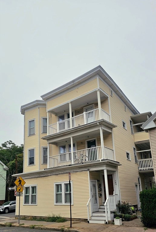 Photo of 183 Rindge St #2, Cambridge, MA