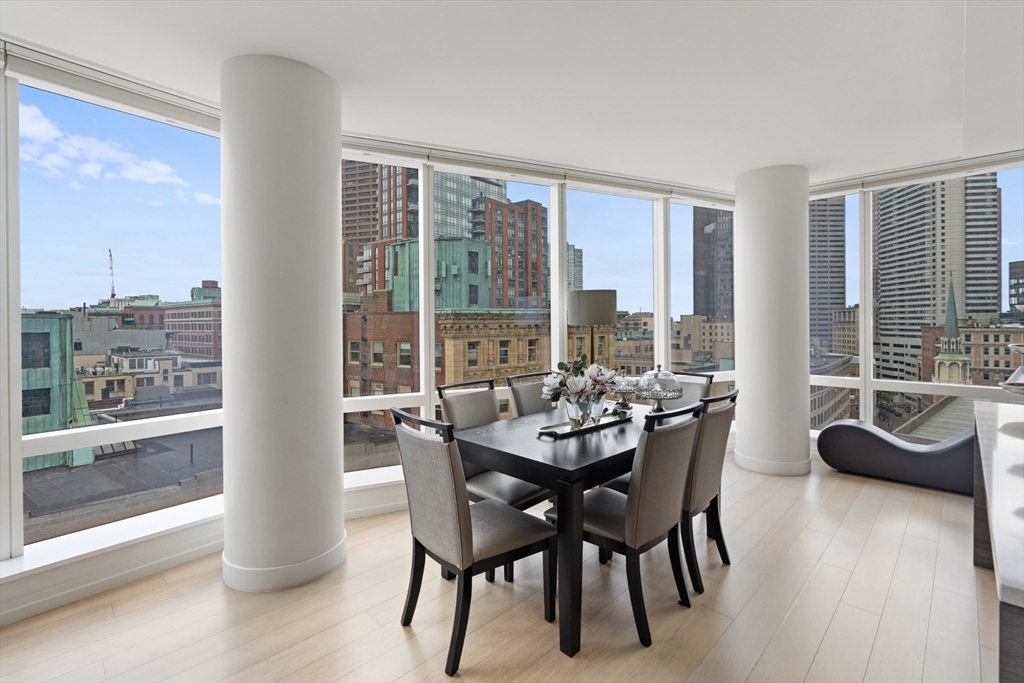 1 Franklin St 1504