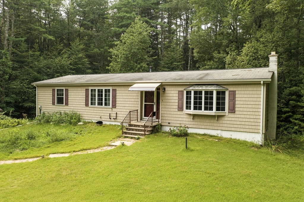 58 Daniel Shays Hwy