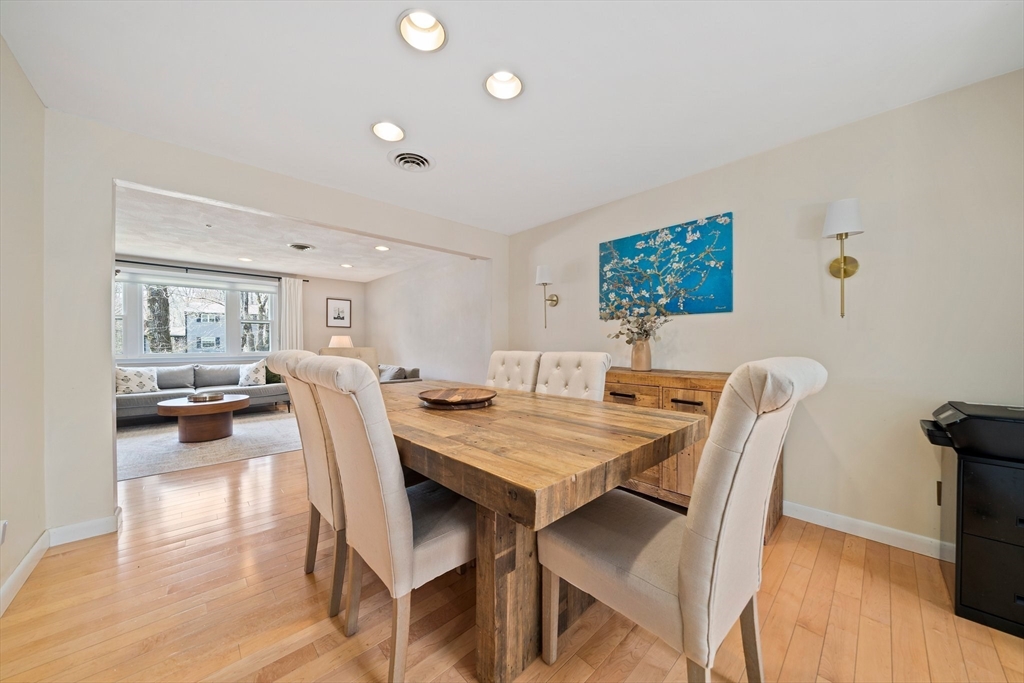 20 Condor Rd