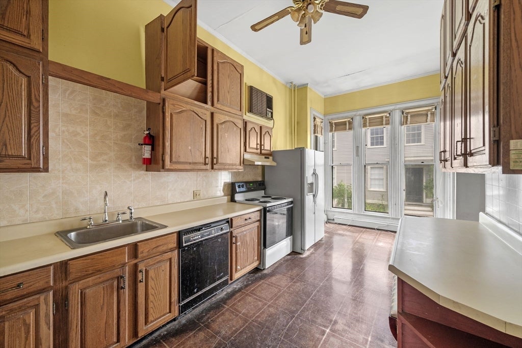 39 Washington St, Peabody, MA, 39 Washington St, Peabody, MA Photo #17