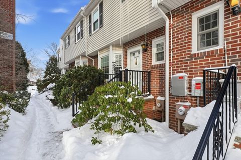 Photo of 210 Belmont Street #13, Watertown, MA 02472 (MLS # 73473902)