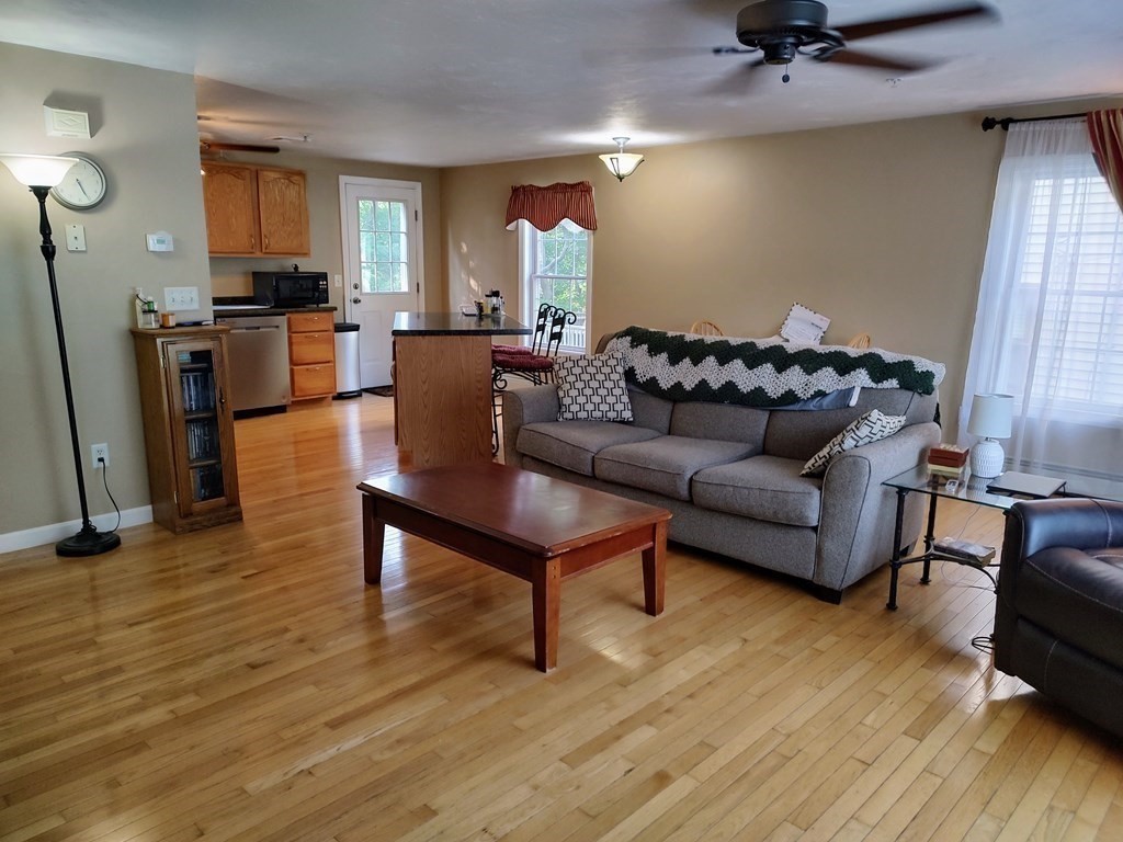 492 Quincy Street 3