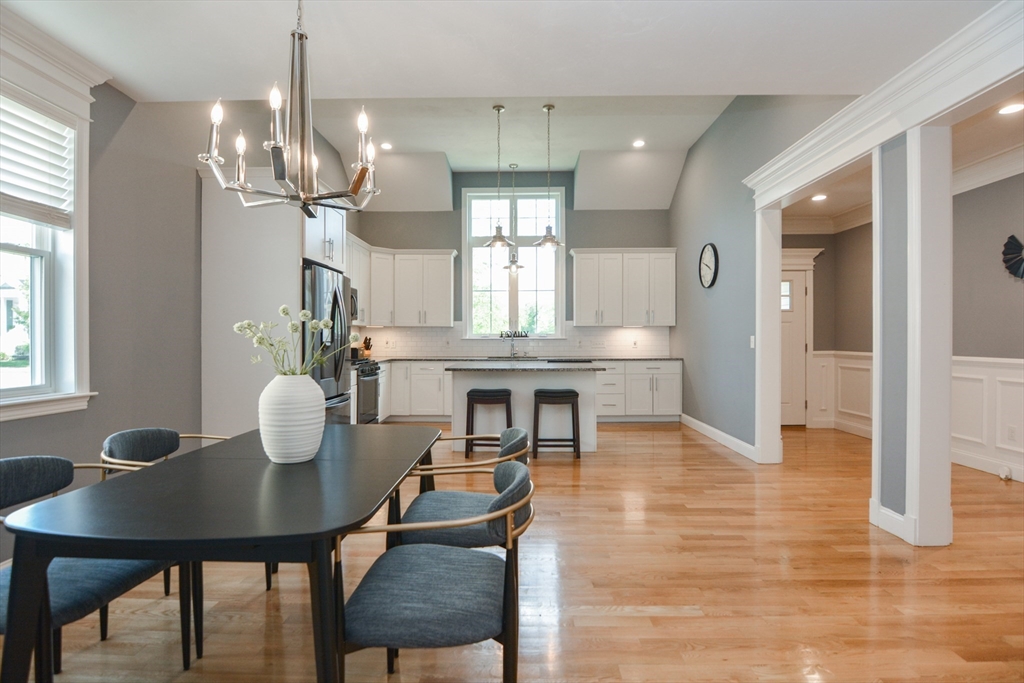 Medway, Massachusetts 02053, United States, 3 Bedrooms Bedrooms, ,3 BathroomsBathrooms,Residential,Active,161063