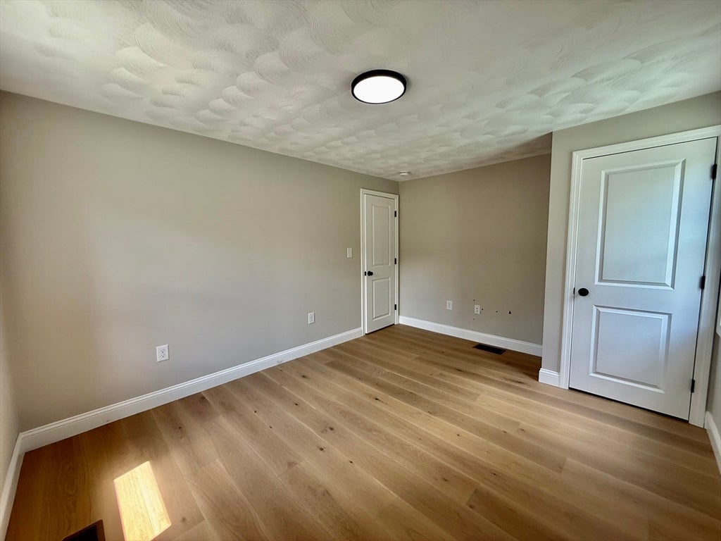 1 Burt Rd, Wilmington, MA, 1 Burt Rd, Wilmington, MA Photo #10