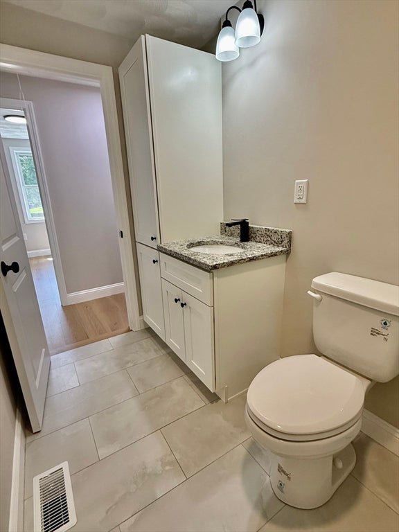 1 Burt Rd, Wilmington, MA, 1 Burt Rd, Wilmington, MA Photo #15