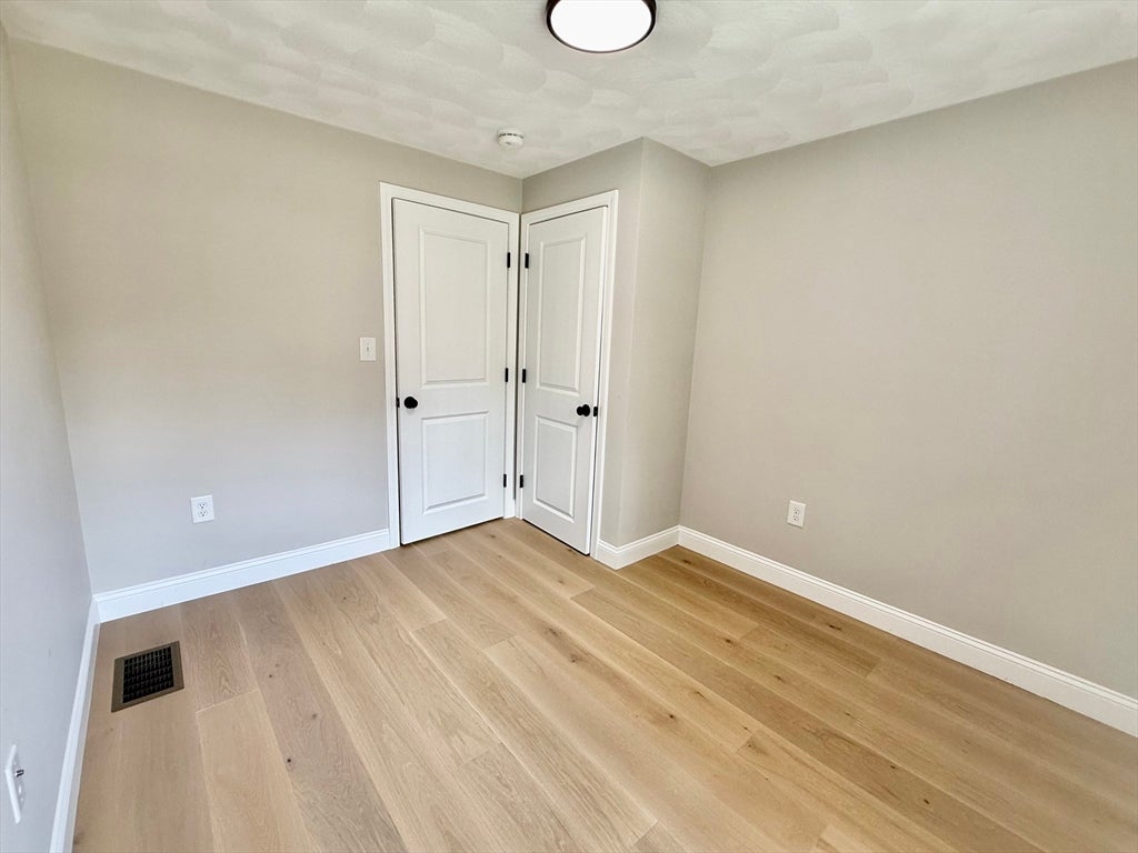 1 Burt Rd, Wilmington, MA, 1 Burt Rd, Wilmington, MA Photo #11