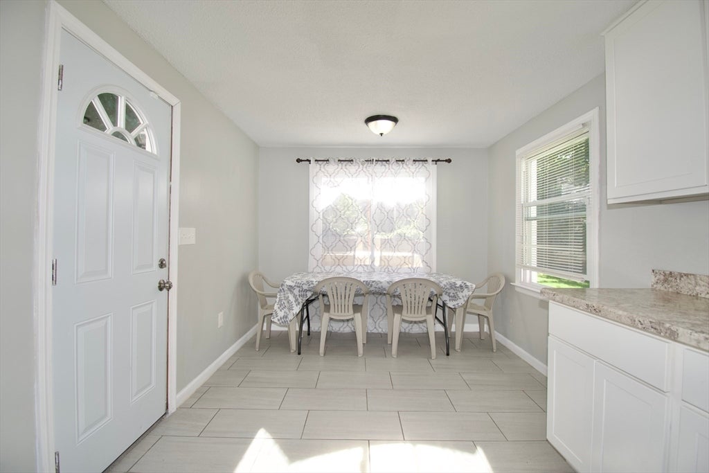 1617 Plumtree Rd #1, Springfield, MA Photo #16