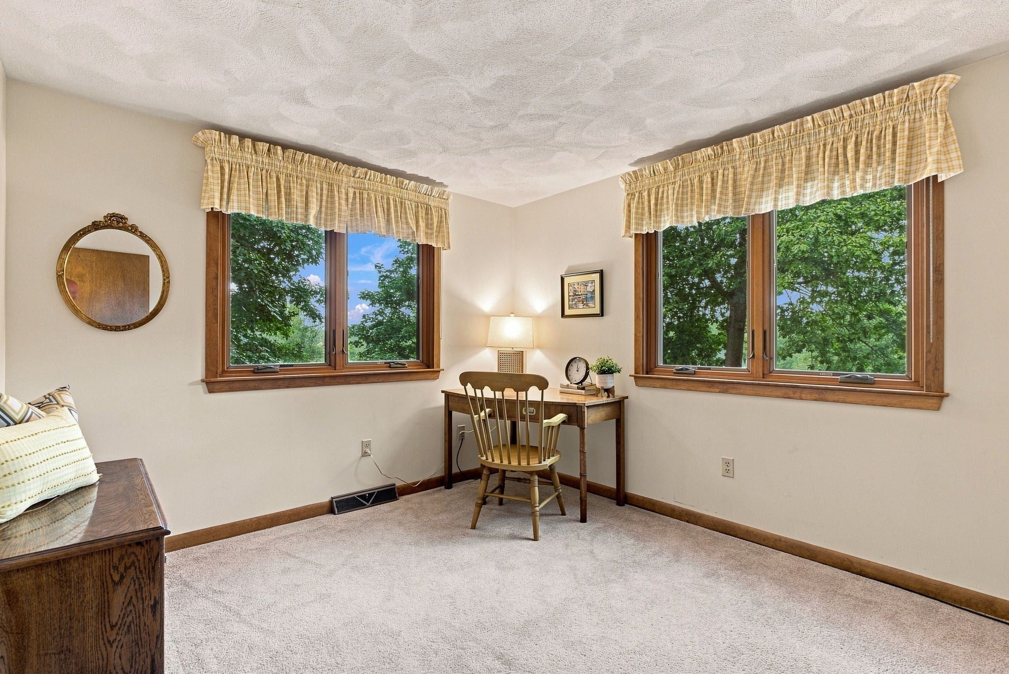 1 Utica Dr, Hudson, MA Photo #26