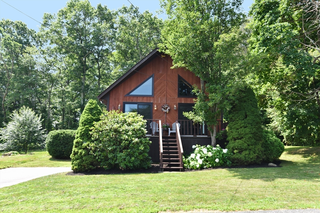 127 Susie ST, Somerset, MA Photo #3