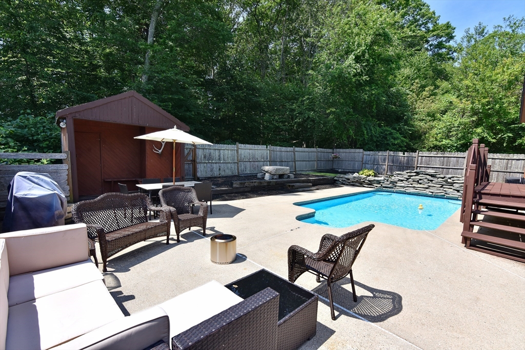127 Susie ST, Somerset, MA Photo #30