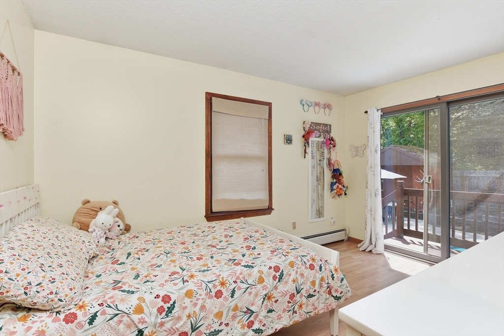 127 Susie ST, Somerset, MA Photo #18