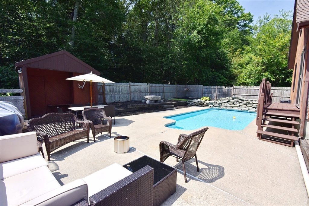 127 Susie ST, Somerset, MA Photo #33
