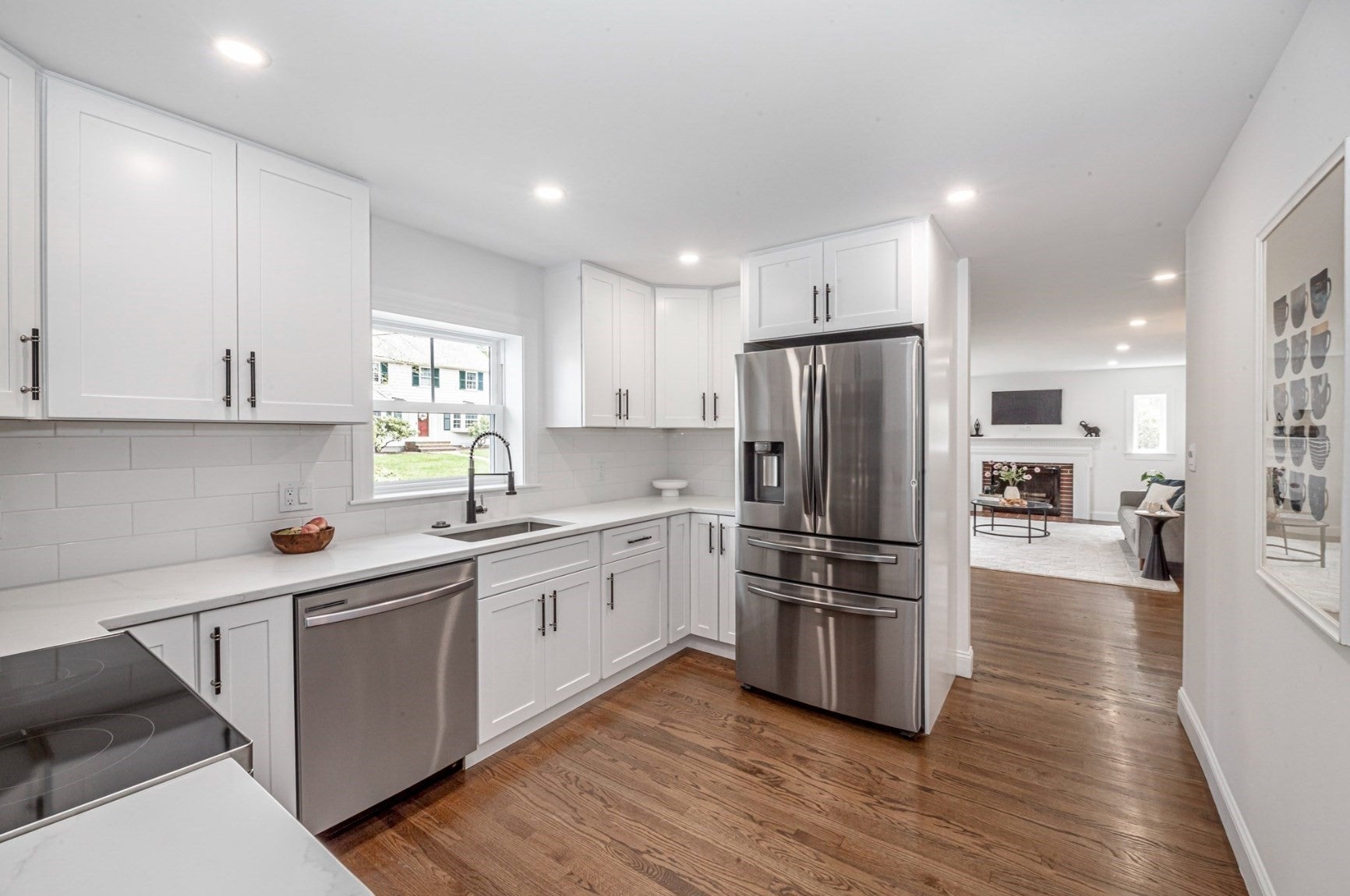 78 Windemere Cir, Braintree, MA Photo #3