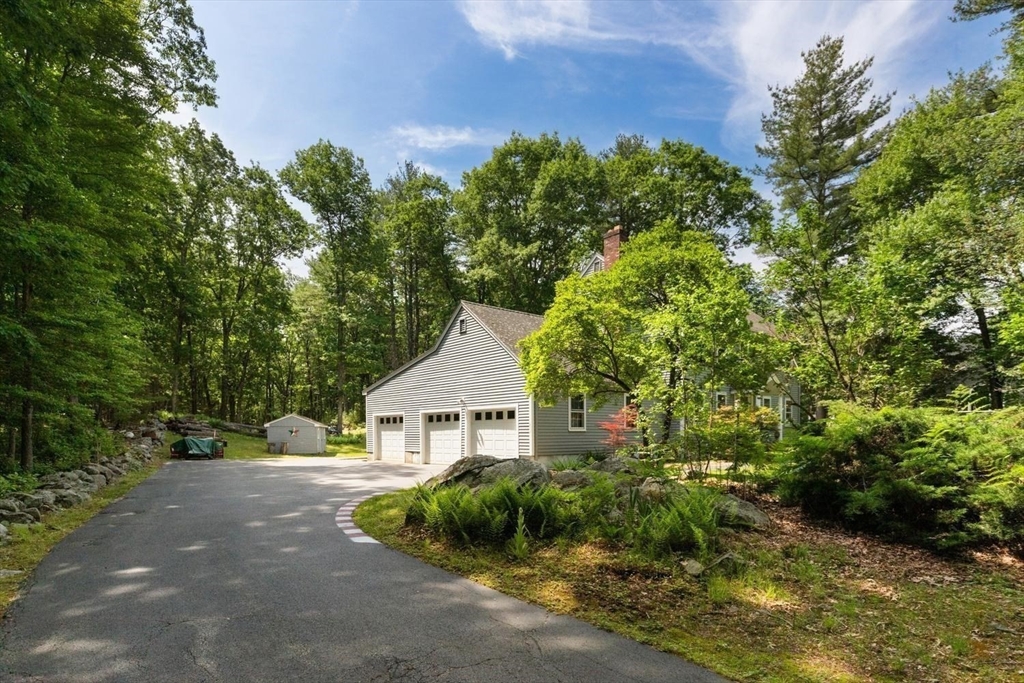 83 Willow Ridge Rd