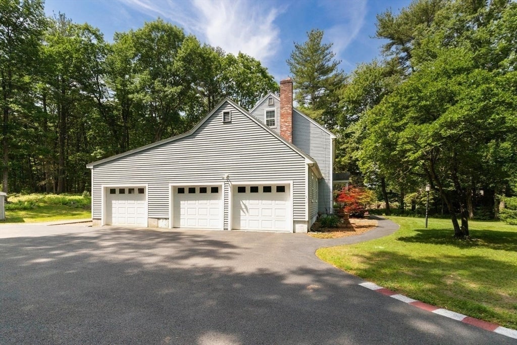 83 Willow Ridge Rd