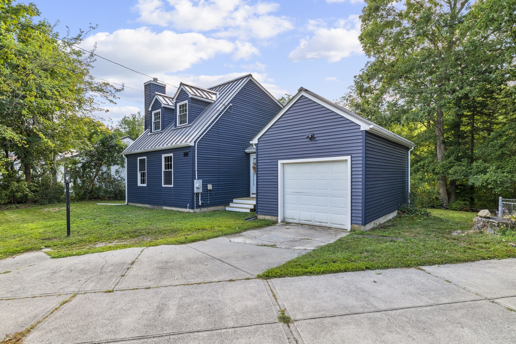 27 Westdale Ave