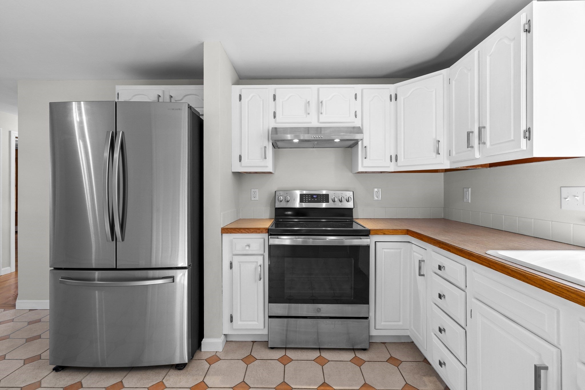 27 Westdale Ave, Seekonk, MA, 27 Westdale Ave, Seekonk, MA Photo #7