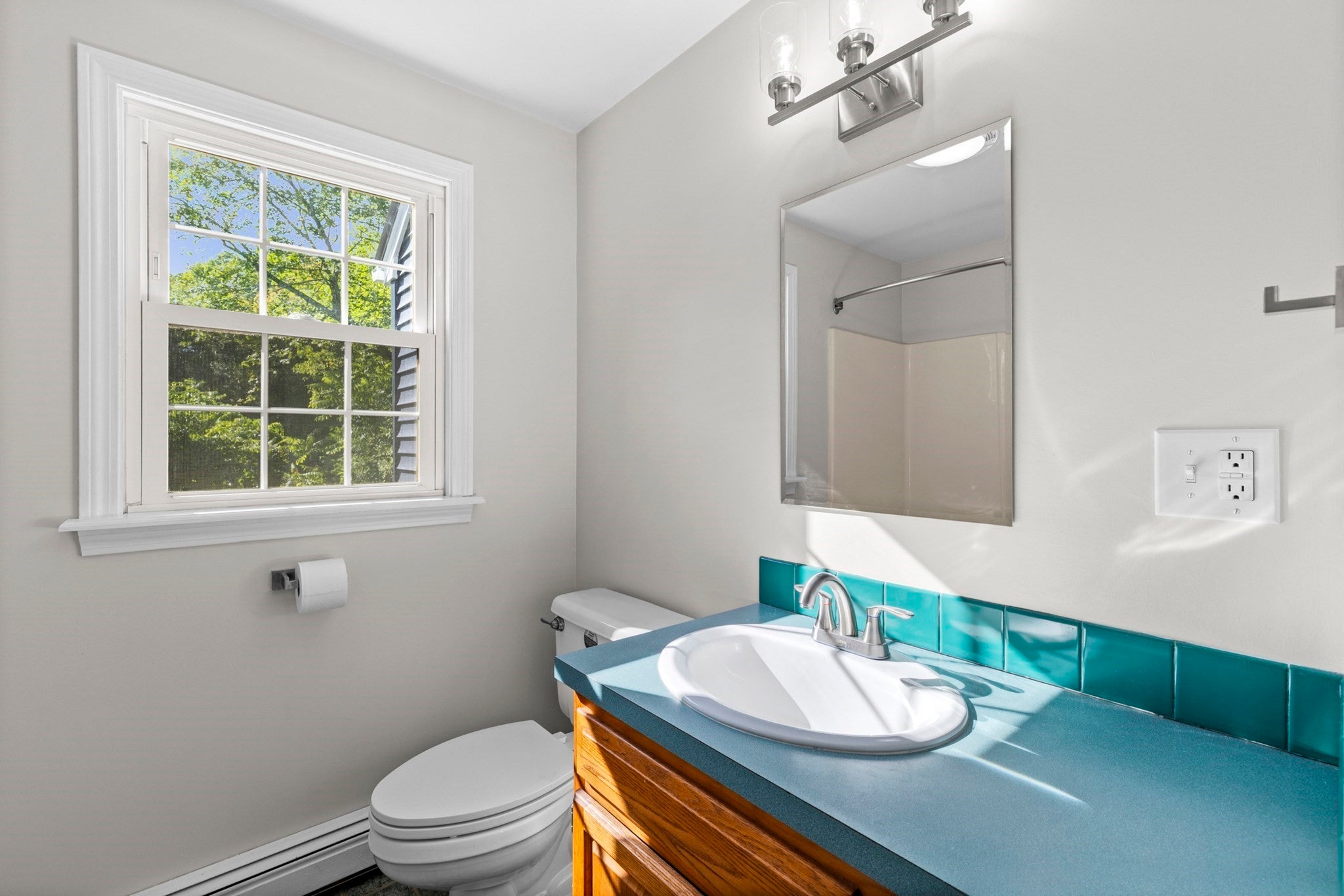 27 Westdale Ave, Seekonk, MA, 27 Westdale Ave, Seekonk, MA Photo #8