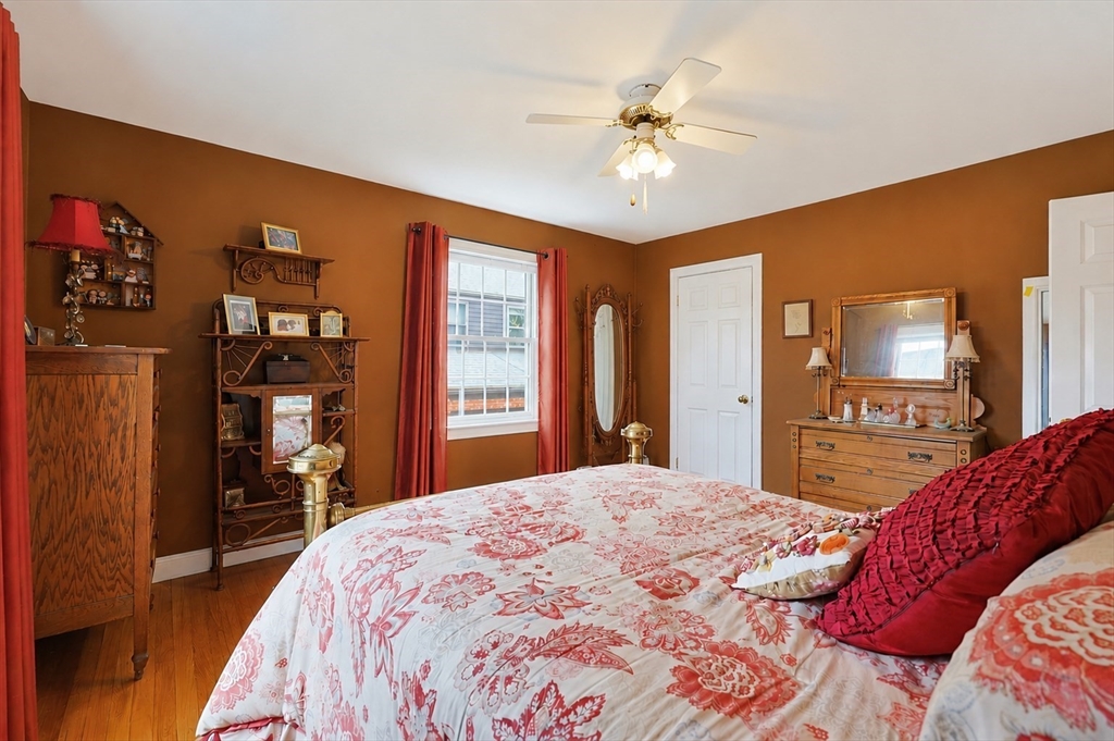 14 Wallace Rd, Lynn, MA Photo #23