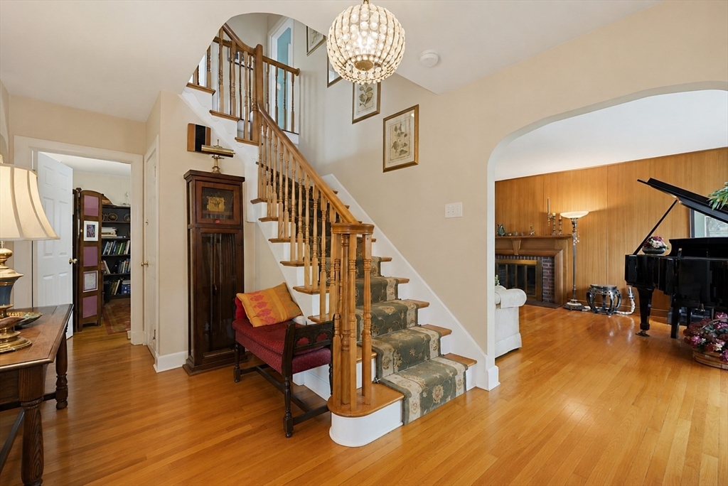 14 Wallace Rd