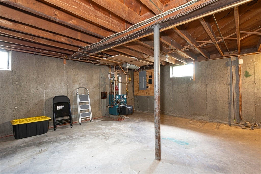 23 Mary Ann Dr, Worcester, MA Photo #24